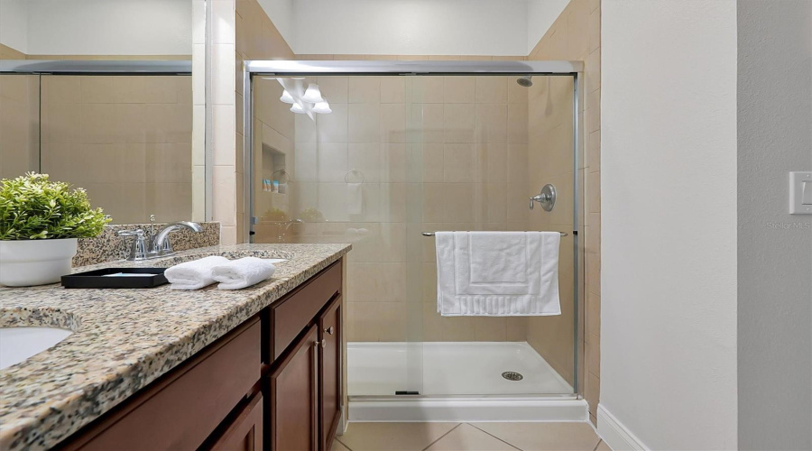 DAVENPORT, Florida 33896, 5 Bedrooms Bedrooms, ,2 BathroomsBathrooms,Residential,For Sale,CAPTIVA,0,MFRO6389046