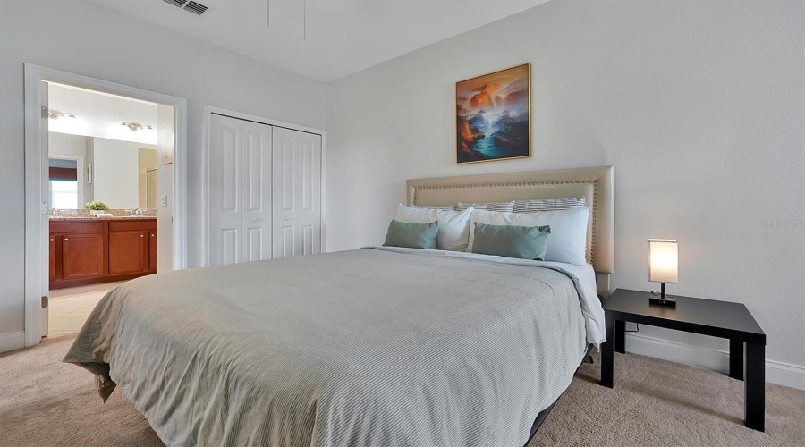 DAVENPORT, Florida 33896, 5 Bedrooms Bedrooms, ,2 BathroomsBathrooms,Residential,For Sale,CAPTIVA,0,MFRO6389046