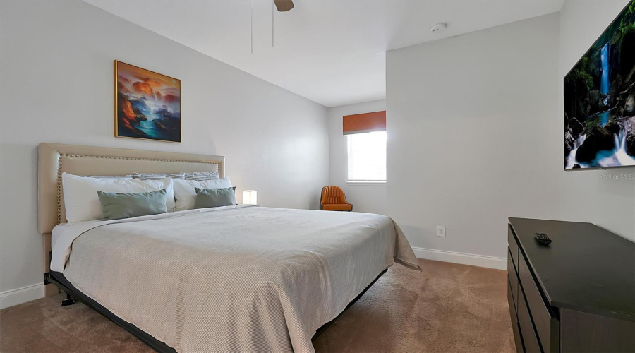 DAVENPORT, Florida 33896, 5 Bedrooms Bedrooms, ,2 BathroomsBathrooms,Residential,For Sale,CAPTIVA,0,MFRO6389046