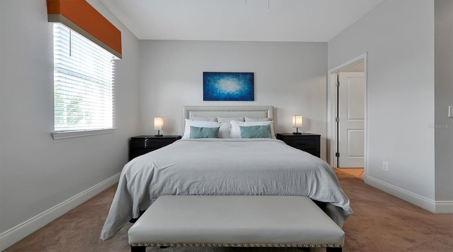 DAVENPORT, Florida 33896, 5 Bedrooms Bedrooms, ,2 BathroomsBathrooms,Residential,For Sale,CAPTIVA,0,MFRO6389046