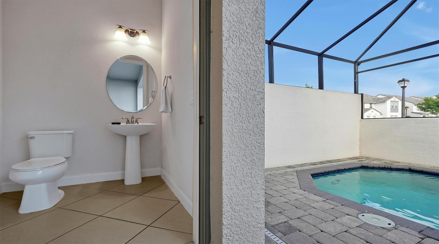 DAVENPORT, Florida 33896, 5 Bedrooms Bedrooms, ,2 BathroomsBathrooms,Residential,For Sale,CAPTIVA,0,MFRO6389046