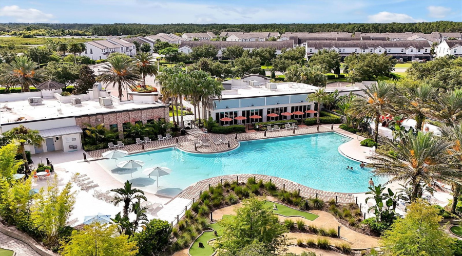 DAVENPORT, Florida 33896, 5 Bedrooms Bedrooms, ,2 BathroomsBathrooms,Residential,For Sale,CAPTIVA,0,MFRO6389046