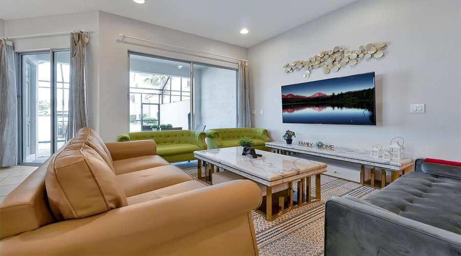 DAVENPORT, Florida 33896, 5 Bedrooms Bedrooms, ,2 BathroomsBathrooms,Residential,For Sale,CAPTIVA,0,MFRO6389046