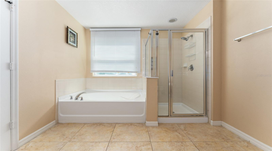 KISSIMMEE, Florida 34746, 3 Bedrooms Bedrooms, ,2 BathroomsBathrooms,Residential,For Sale,BLUE DIAMOND,0,MFRO6387480