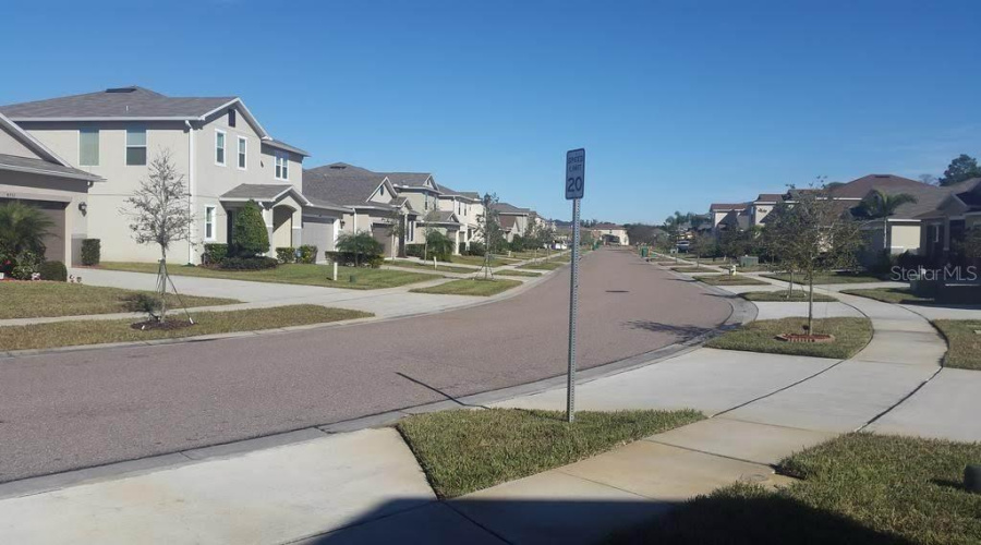 KISSIMMEE, Florida 34746, 3 Bedrooms Bedrooms, ,2 BathroomsBathrooms,Residential,For Sale,BLUE DIAMOND,0,MFRO6387480