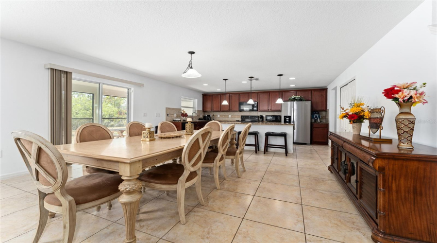 KISSIMMEE, Florida 34746, 3 Bedrooms Bedrooms, ,2 BathroomsBathrooms,Residential,For Sale,BLUE DIAMOND,0,MFRO6387480