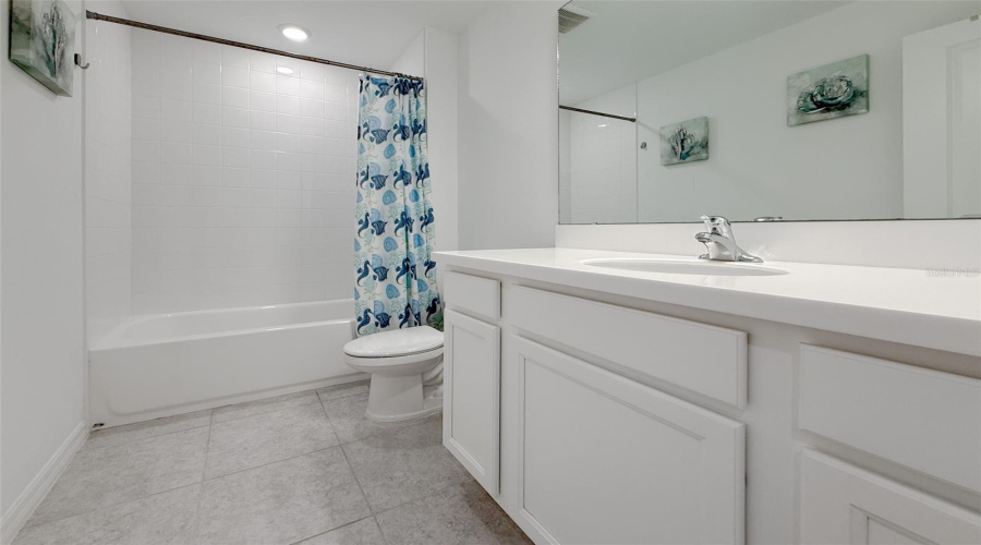 DAVENPORT, Florida 33896, 3 Bedrooms Bedrooms, ,2 BathroomsBathrooms,Residential,For Sale,DISCOVERY,0,MFRO6387502