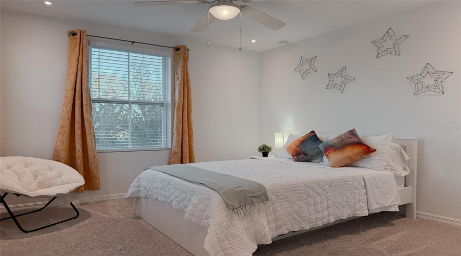 DAVENPORT, Florida 33896, 3 Bedrooms Bedrooms, ,2 BathroomsBathrooms,Residential,For Sale,DISCOVERY,0,MFRO6387502