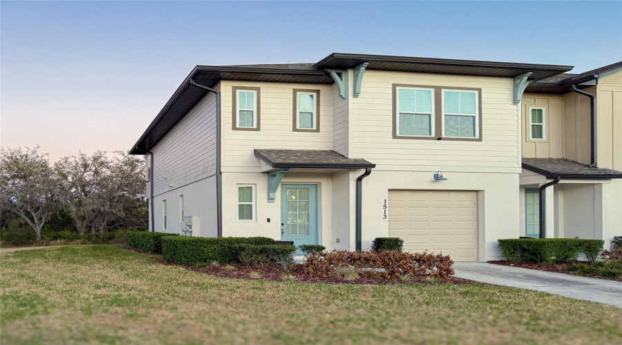 DAVENPORT, Florida 33896, 3 Bedrooms Bedrooms, ,2 BathroomsBathrooms,Residential,For Sale,DISCOVERY,0,MFRO6387502