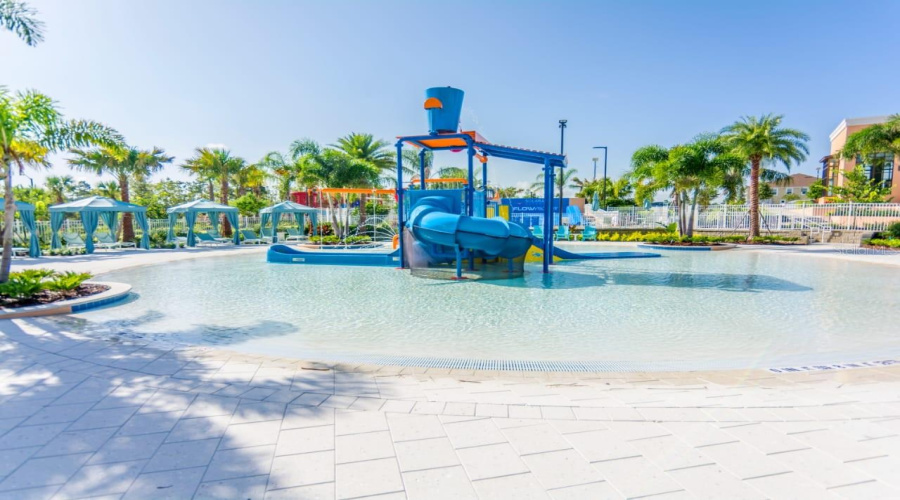 KISSIMMEE, Florida 34747, 4 Bedrooms Bedrooms, ,4 BathroomsBathrooms,Residential,For Sale,CAREY PALM,0,MFRTB8482952