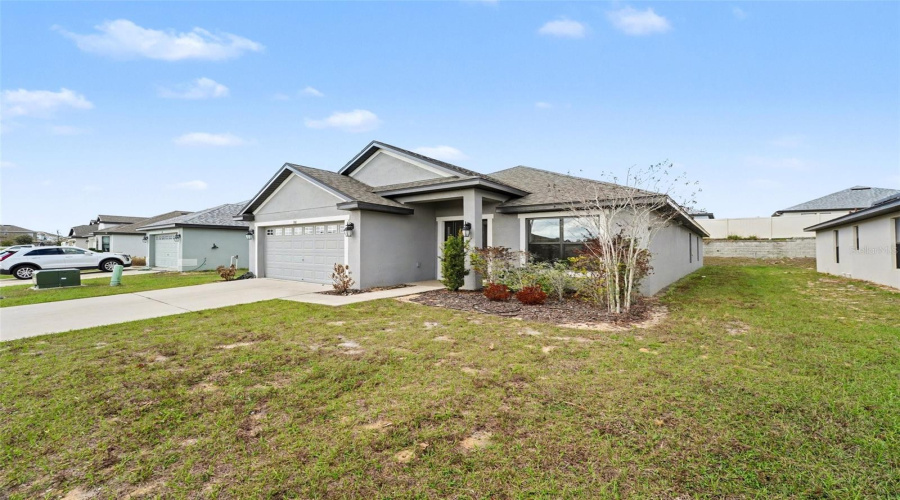 DAVENPORT, Florida 33837, 4 Bedrooms Bedrooms, ,3 BathroomsBathrooms,Residential,For Sale,CITRUS POINTE,0,MFRTB8484252