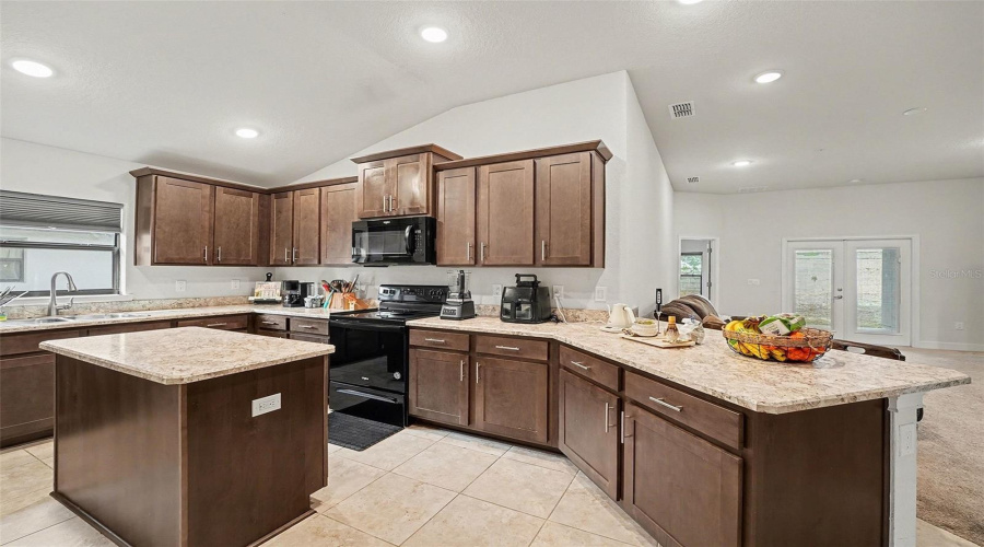 DAVENPORT, Florida 33837, 4 Bedrooms Bedrooms, ,3 BathroomsBathrooms,Residential,For Sale,CITRUS POINTE,0,MFRTB8484252