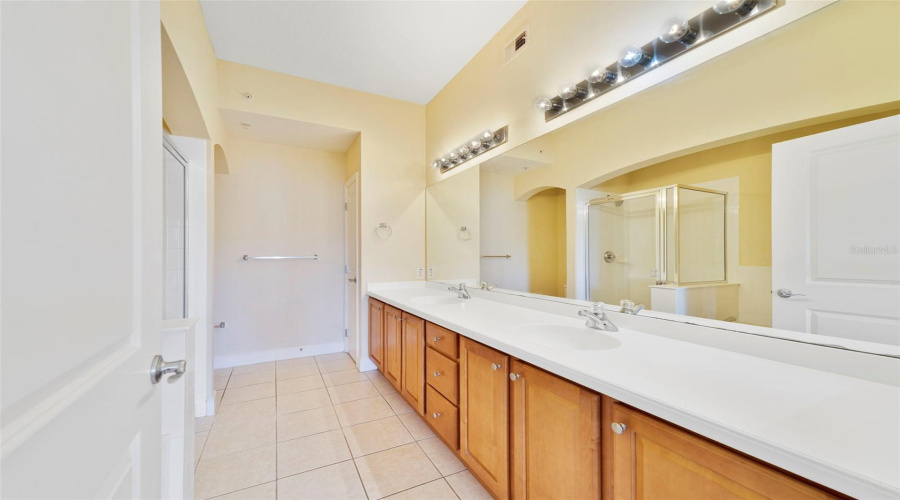 CELEBRATION, Florida 34747, 3 Bedrooms Bedrooms, ,2 BathroomsBathrooms,Residential,For Sale,WRIGHT,0,MFRS5145482