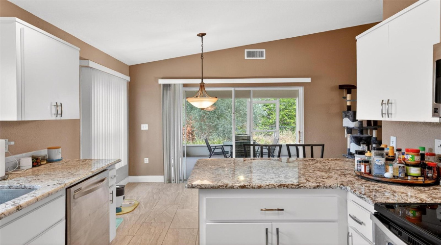 DAVENPORT, Florida 33837, 3 Bedrooms Bedrooms, ,2 BathroomsBathrooms,Residential,For Sale,ASHLEY,0,MFRO6389262