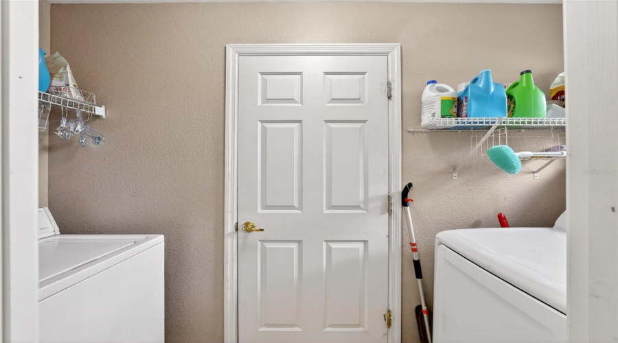 DAVENPORT, Florida 33837, 3 Bedrooms Bedrooms, ,2 BathroomsBathrooms,Residential,For Sale,ASHLEY,0,MFRO6389262