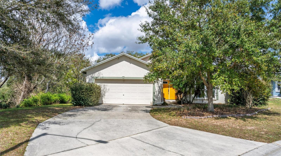 DAVENPORT, Florida 33837, 3 Bedrooms Bedrooms, ,2 BathroomsBathrooms,Residential,For Sale,ASHLEY,0,MFRO6389262