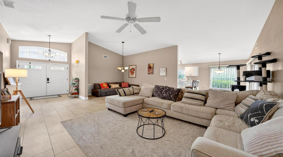 DAVENPORT, Florida 33837, 3 Bedrooms Bedrooms, ,2 BathroomsBathrooms,Residential,For Sale,ASHLEY,0,MFRO6389262