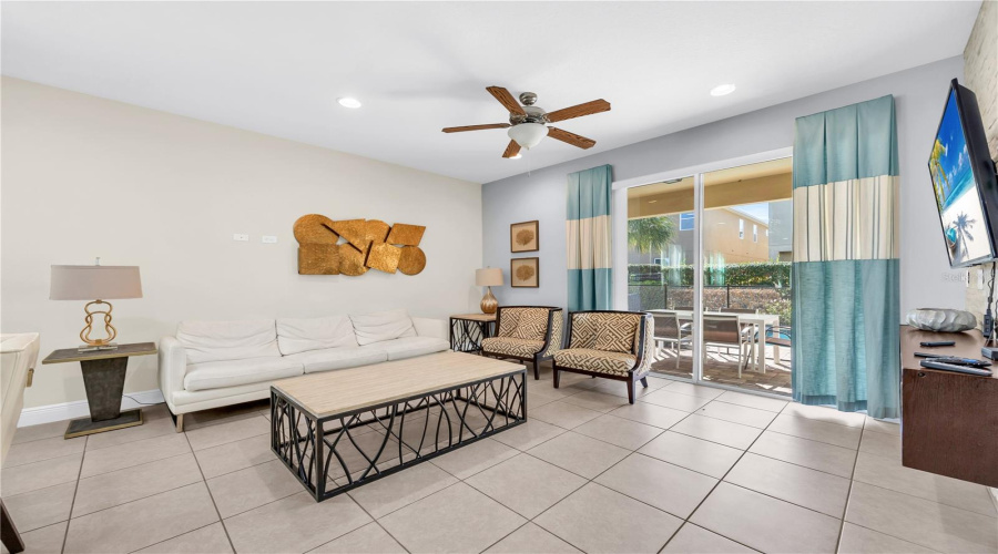 KISSIMMEE, Florida 34747, 8 Bedrooms Bedrooms, ,7 BathroomsBathrooms,Residential,For Sale,LASSO,0,MFRO6389237