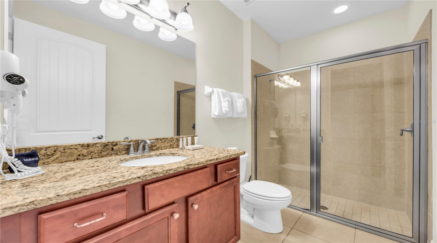 KISSIMMEE, Florida 34747, 8 Bedrooms Bedrooms, ,7 BathroomsBathrooms,Residential,For Sale,LASSO,0,MFRO6389237