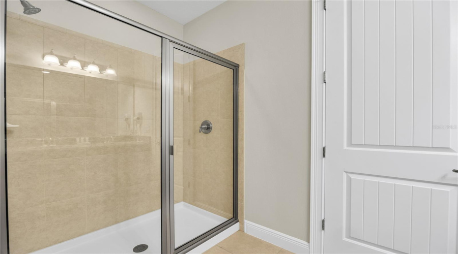 KISSIMMEE, Florida 34747, 8 Bedrooms Bedrooms, ,7 BathroomsBathrooms,Residential,For Sale,LASSO,0,MFRO6389237