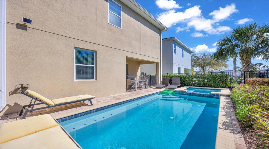 KISSIMMEE, Florida 34747, 8 Bedrooms Bedrooms, ,7 BathroomsBathrooms,Residential,For Sale,LASSO,0,MFRO6389237