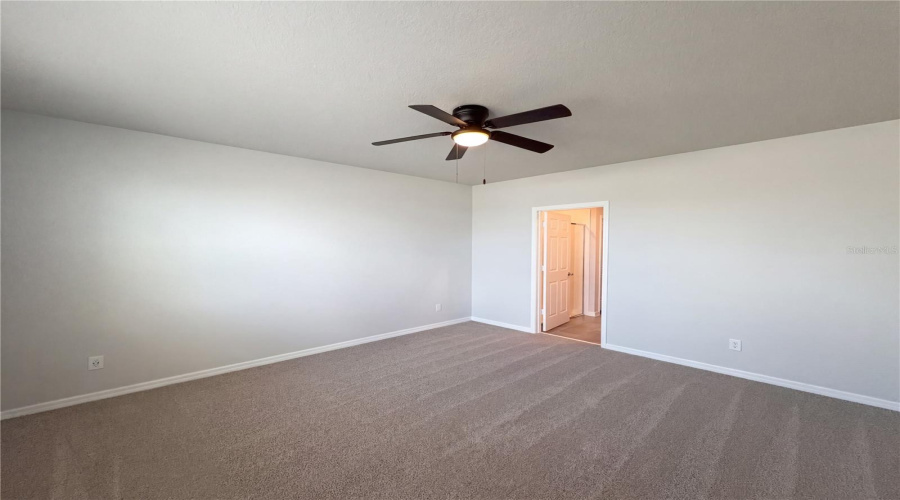 DAVENPORT, Florida 33897, 4 Bedrooms Bedrooms, ,2 BathroomsBathrooms,Residential,For Sale,BELLA VISTA,0,MFRO6389378