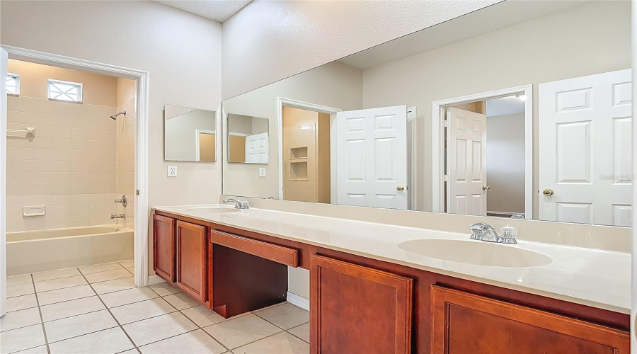 KISSIMMEE, Florida 34746, 3 Bedrooms Bedrooms, ,2 BathroomsBathrooms,Residential,For Sale,EAGLE EYE,0,MFRO6389360
