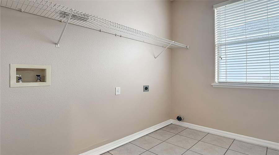 KISSIMMEE, Florida 34746, 3 Bedrooms Bedrooms, ,2 BathroomsBathrooms,Residential,For Sale,EAGLE EYE,0,MFRO6389360