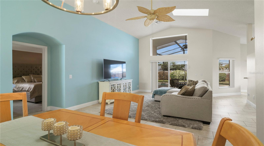 KISSIMMEE, Florida 34747, 4 Bedrooms Bedrooms, ,3 BathroomsBathrooms,Residential,For Sale,ROARING CREEK,0,MFRO6389502