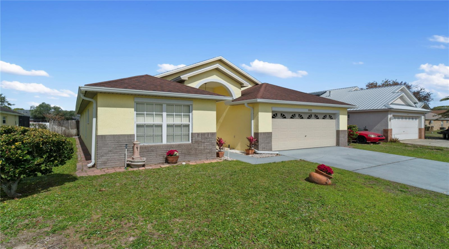 KISSIMMEE, Florida 34747, 4 Bedrooms Bedrooms, ,3 BathroomsBathrooms,Residential,For Sale,ROARING CREEK,0,MFRO6389502