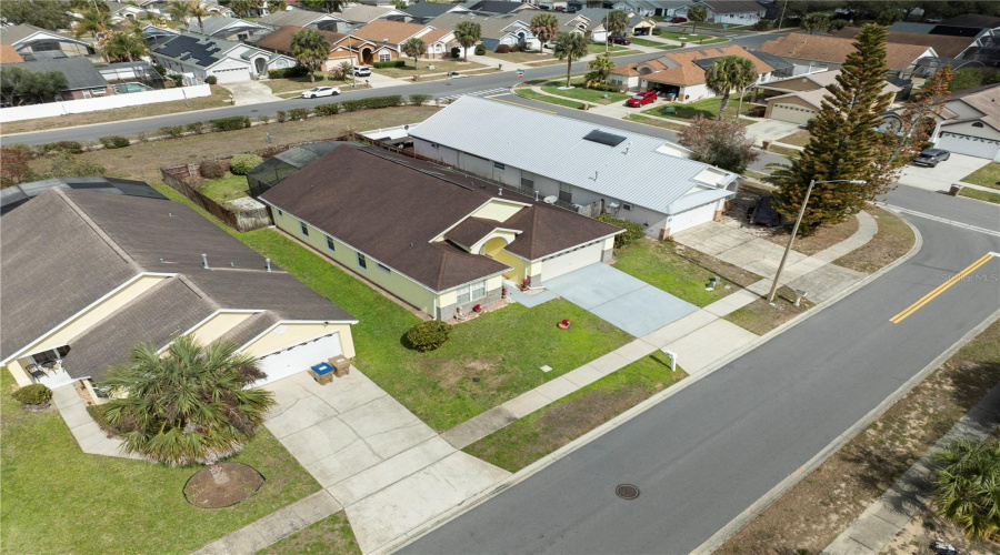 KISSIMMEE, Florida 34747, 4 Bedrooms Bedrooms, ,3 BathroomsBathrooms,Residential,For Sale,ROARING CREEK,0,MFRO6389502