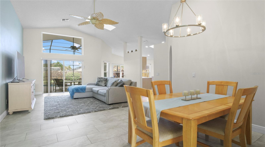 KISSIMMEE, Florida 34747, 4 Bedrooms Bedrooms, ,3 BathroomsBathrooms,Residential,For Sale,ROARING CREEK,0,MFRO6389502