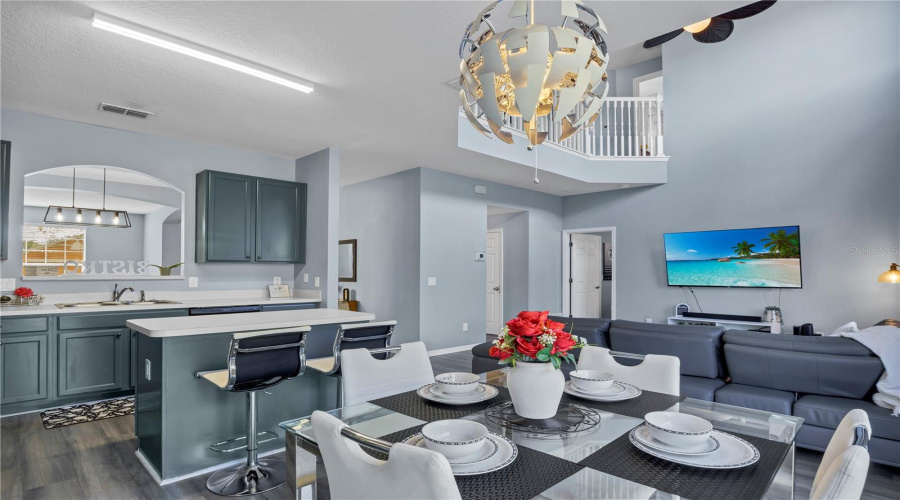 DAVENPORT, Florida 33837, 6 Bedrooms Bedrooms, ,4 BathroomsBathrooms,Residential,For Sale,ORANGE COSMOS,0,MFRP4938091