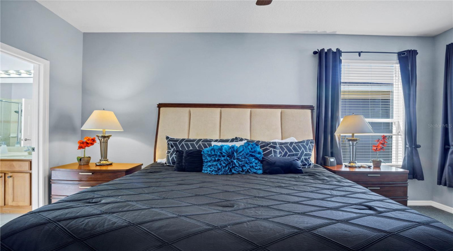 DAVENPORT, Florida 33837, 6 Bedrooms Bedrooms, ,4 BathroomsBathrooms,Residential,For Sale,ORANGE COSMOS,0,MFRP4938091