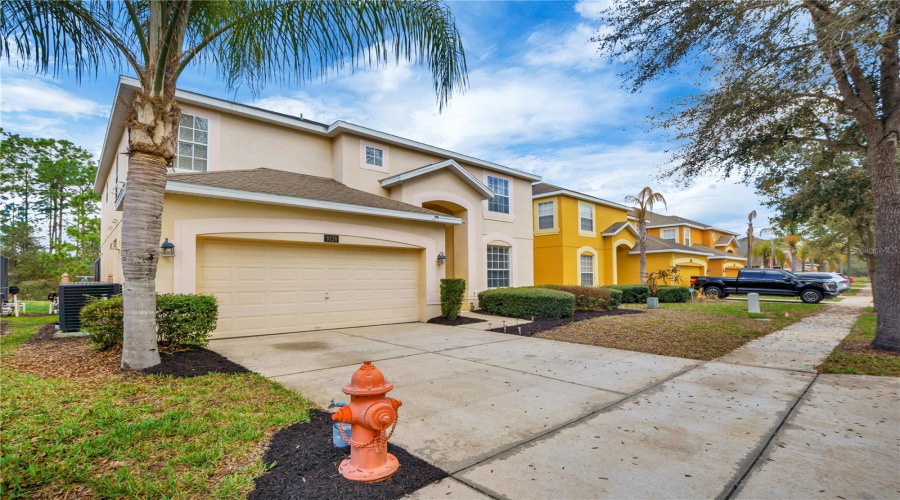 DAVENPORT, Florida 33837, 6 Bedrooms Bedrooms, ,4 BathroomsBathrooms,Residential,For Sale,ORANGE COSMOS,0,MFRP4938091