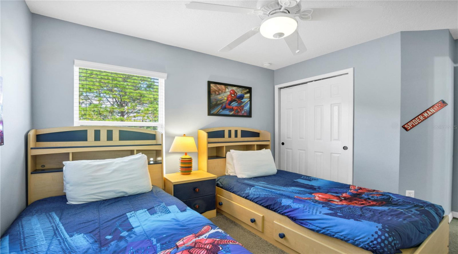 DAVENPORT, Florida 33837, 6 Bedrooms Bedrooms, ,4 BathroomsBathrooms,Residential,For Sale,ORANGE COSMOS,0,MFRP4938091