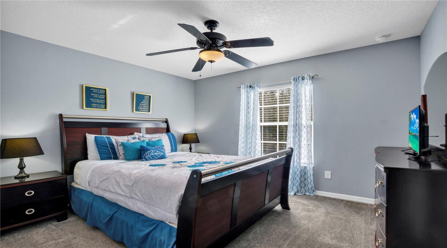 DAVENPORT, Florida 33837, 6 Bedrooms Bedrooms, ,4 BathroomsBathrooms,Residential,For Sale,ORANGE COSMOS,0,MFRP4938091