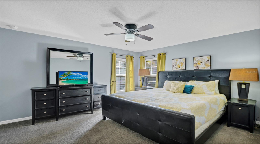 DAVENPORT, Florida 33837, 6 Bedrooms Bedrooms, ,4 BathroomsBathrooms,Residential,For Sale,ORANGE COSMOS,0,MFRP4938091