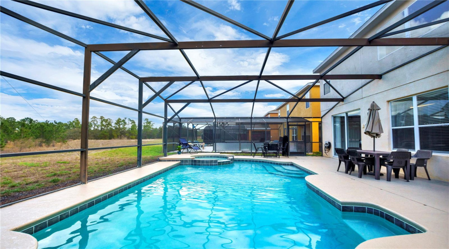 DAVENPORT, Florida 33837, 6 Bedrooms Bedrooms, ,4 BathroomsBathrooms,Residential,For Sale,ORANGE COSMOS,0,MFRP4938091