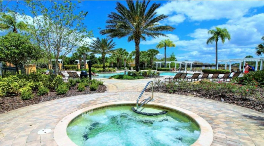 DAVENPORT, Florida 33837, 6 Bedrooms Bedrooms, ,4 BathroomsBathrooms,Residential,For Sale,ORANGE COSMOS,0,MFRP4938091