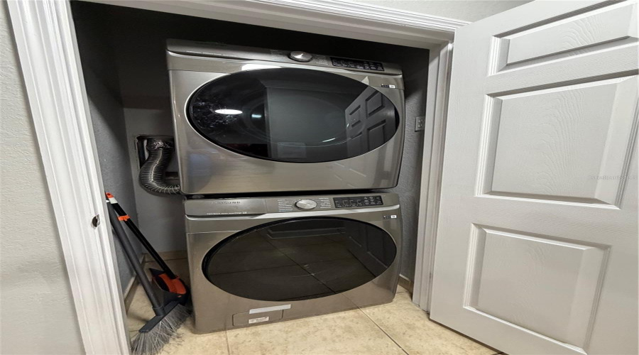 DAVENPORT, Florida 33896, 3 Bedrooms Bedrooms, ,2 BathroomsBathrooms,Residential,For Sale,TUSCAN,0,MFRS5145478