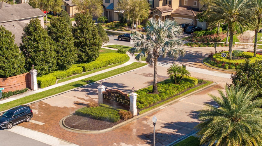 ORLANDO, Florida 32836, 4 Bedrooms Bedrooms, ,3 BathroomsBathrooms,Residential,For Sale,ROYAL ESTATES,0,MFRO6388072