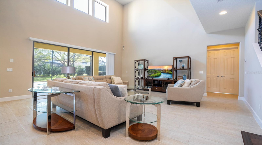 ORLANDO, Florida 32836, 4 Bedrooms Bedrooms, ,3 BathroomsBathrooms,Residential,For Sale,ROYAL ESTATES,0,MFRO6388072