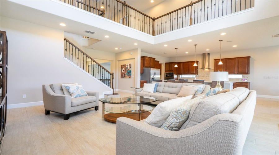 ORLANDO, Florida 32836, 4 Bedrooms Bedrooms, ,3 BathroomsBathrooms,Residential,For Sale,ROYAL ESTATES,0,MFRO6388072