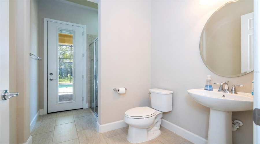 ORLANDO, Florida 32836, 4 Bedrooms Bedrooms, ,3 BathroomsBathrooms,Residential,For Sale,ROYAL ESTATES,0,MFRO6388072