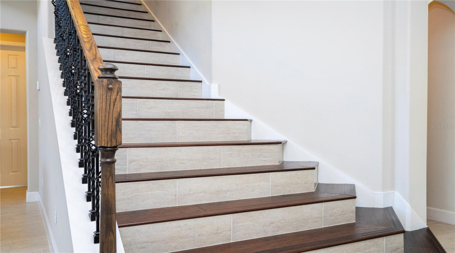 ORLANDO, Florida 32836, 4 Bedrooms Bedrooms, ,3 BathroomsBathrooms,Residential,For Sale,ROYAL ESTATES,0,MFRO6388072