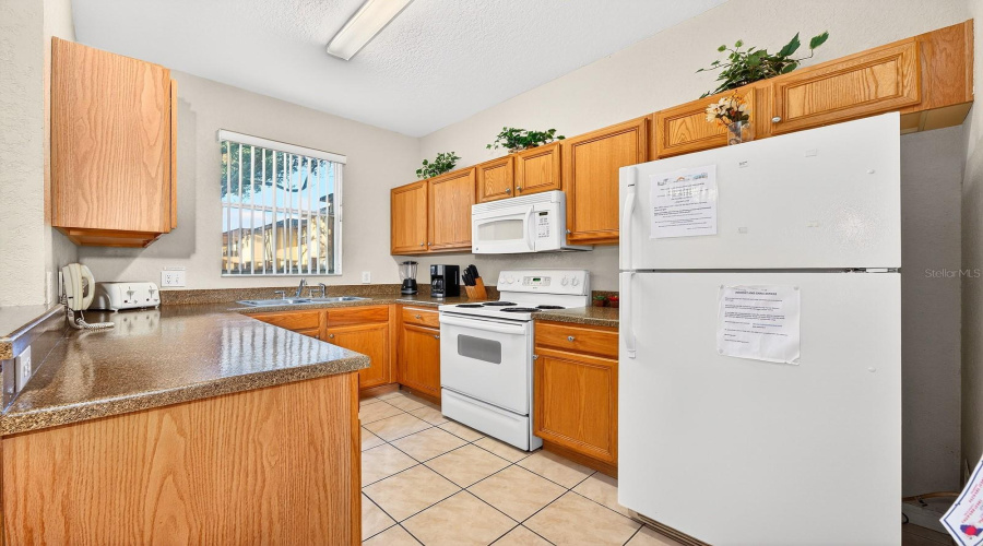 Well appointed kitchen for everything you need.