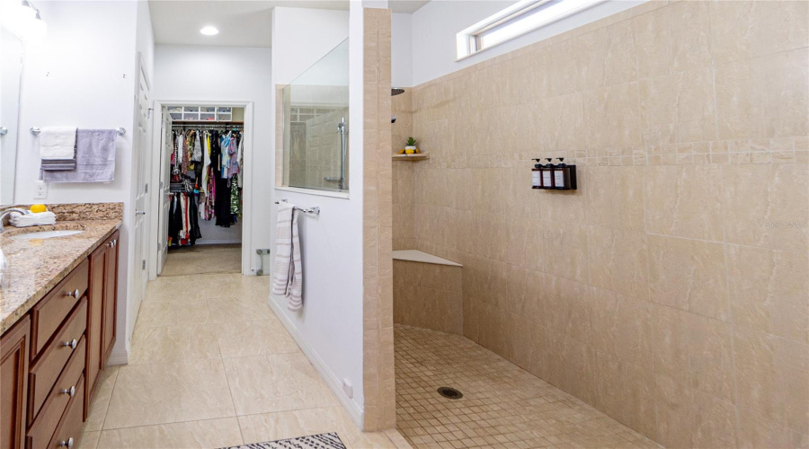 DAVENPORT, Florida 33837, 3 Bedrooms Bedrooms, ,2 BathroomsBathrooms,Residential,For Sale,NAVARRA,0,MFRO6388160