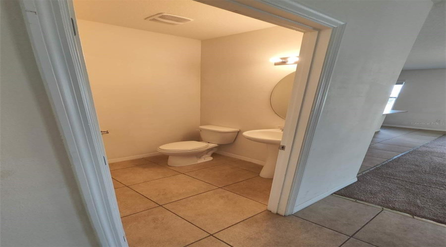 DAVENPORT, Florida 33837, 4 Bedrooms Bedrooms, ,2 BathroomsBathrooms,Residential,For Sale,NOVA,0,MFRO6388173