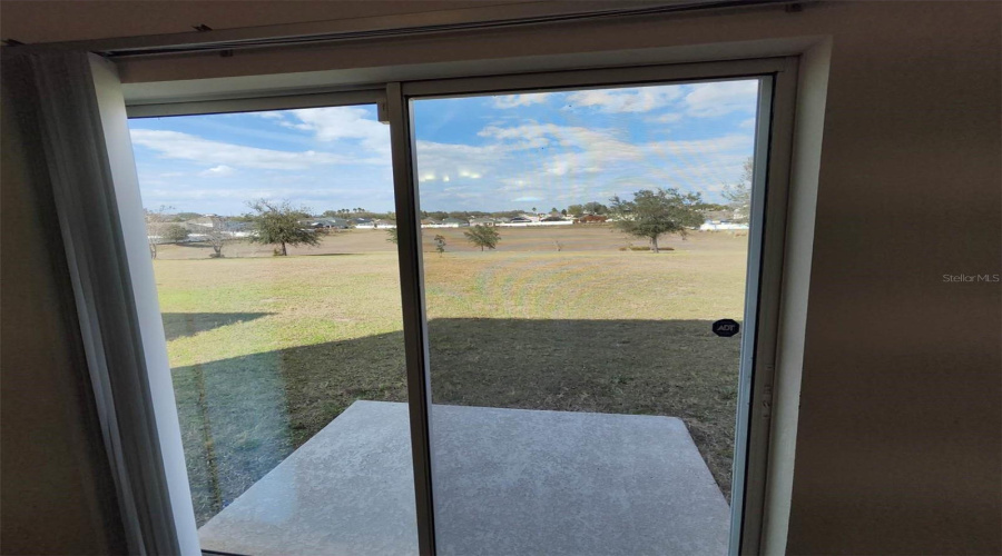 DAVENPORT, Florida 33837, 4 Bedrooms Bedrooms, ,2 BathroomsBathrooms,Residential,For Sale,NOVA,0,MFRO6388173